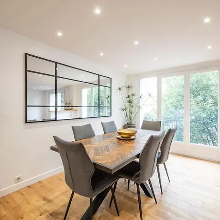 Apartment Rollin - Beautiful Renovated Flat In The Heart Of *
